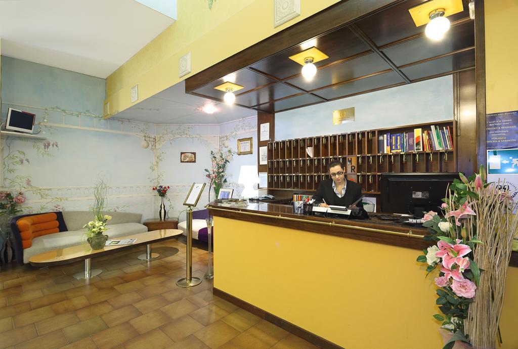 Hotel Residence Sogno 노바라 외부 사진